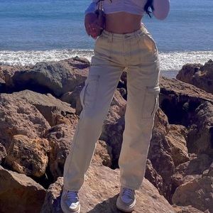 Low Rise Cargo Pants